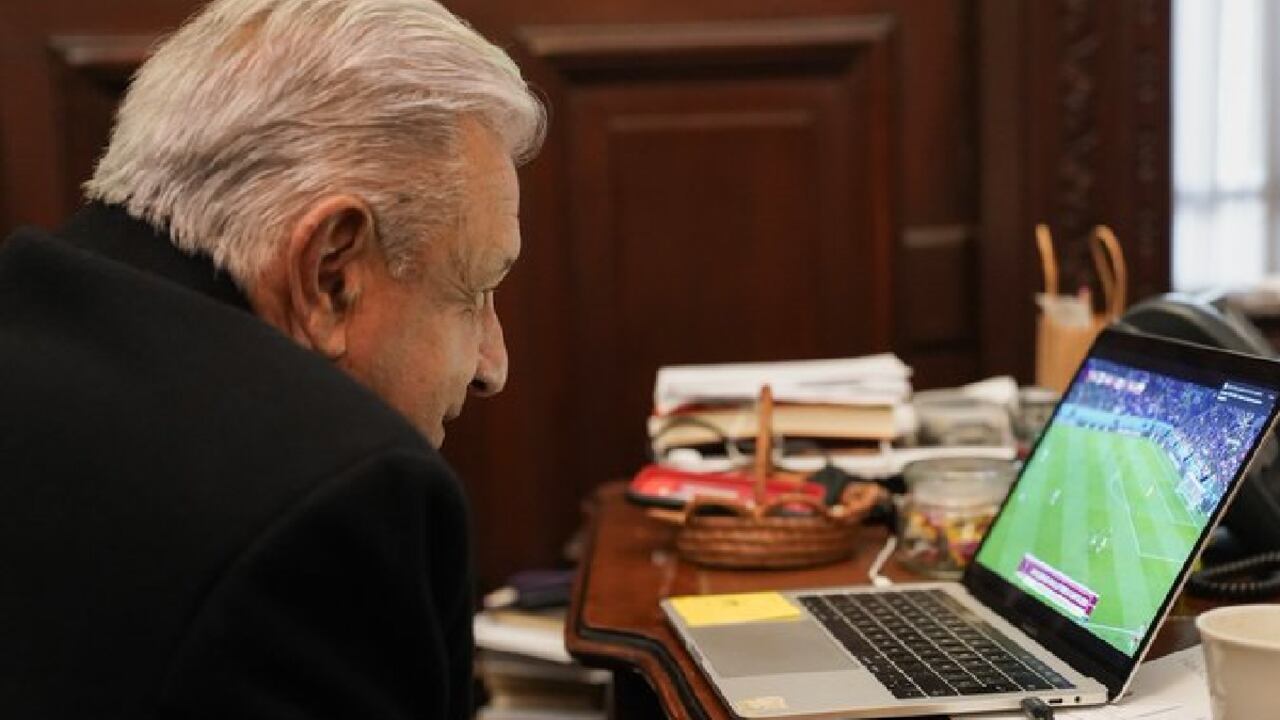 El mandatario de México había reconocido el papel fundamental que 'Memo' Ochoa desempeñó en el partido ante Polonia.