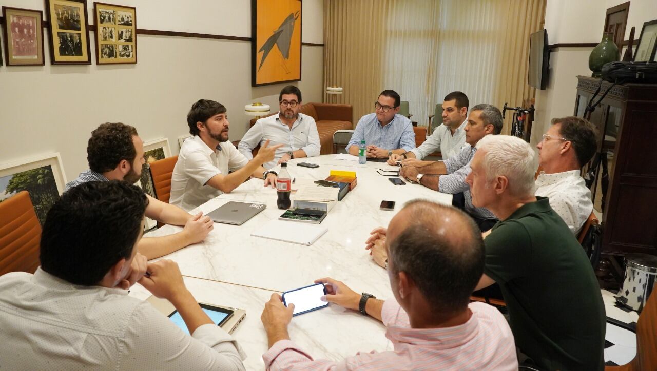 Gremios y Distrito se reunieron para buscar alternativas luego de la disertación de la APP río Magdalena