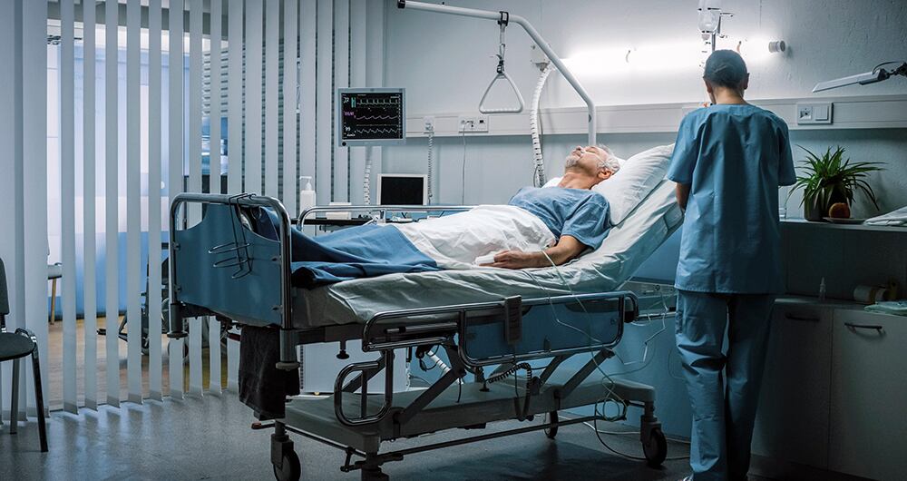 El hombre fue internado en un centro psiquiátrico tras varios días consumiendo bromuro. 