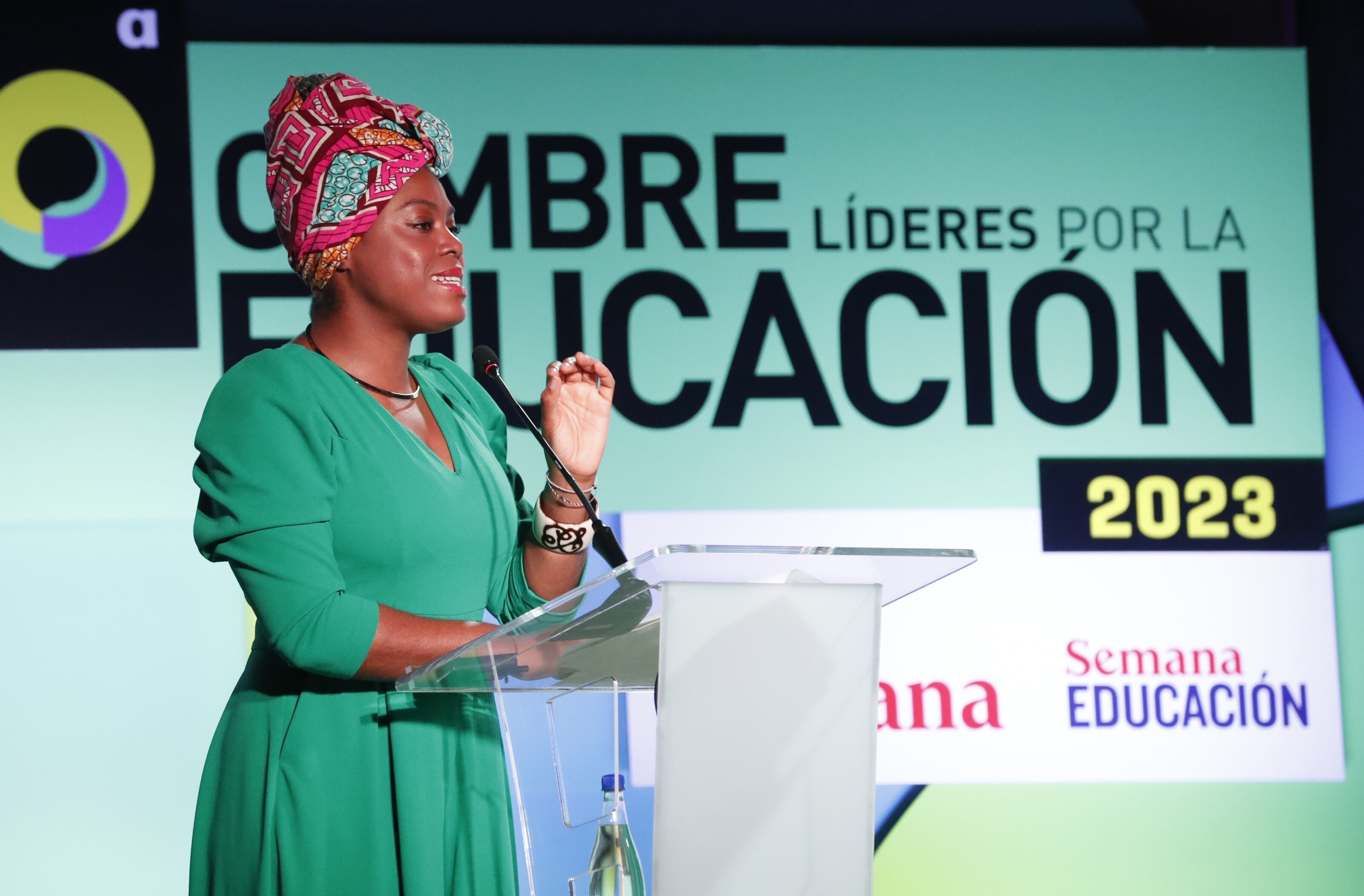 CUMBRE LÍDERES POR LA EDUCACIÓN 2023