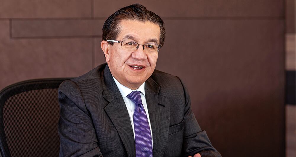 fernando ruiz Ministro de Salud 