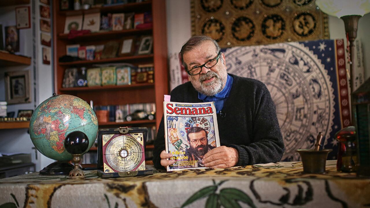 Mauricio Puerta fue portada de SEMANA en 1993, cuando pronosticó la muerte de Pablo Escobar y se supo que le había advertido de su propia muerte a Luis Carlos Galán.