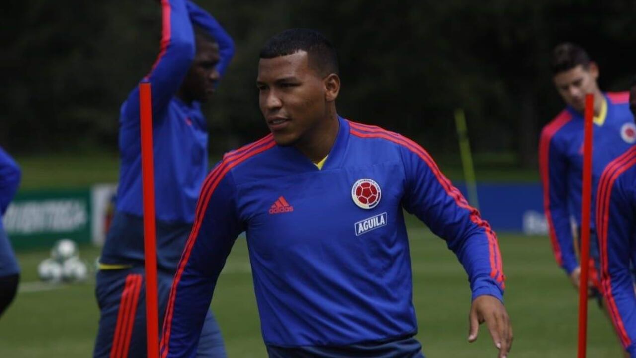 Según la expareja del futbolista, él ha pagado la cuota de manutención pero no se ha constituido la fiducia por lo que el juez alertó a Migración Colombia