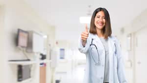 De acuerdo con las últimas encuestas realizadas por Invamer y el Centro Nacional de Consultoría, entre el 58 y el 74 por ciento de los entrevistados califican de bueno o excelente el sistema.