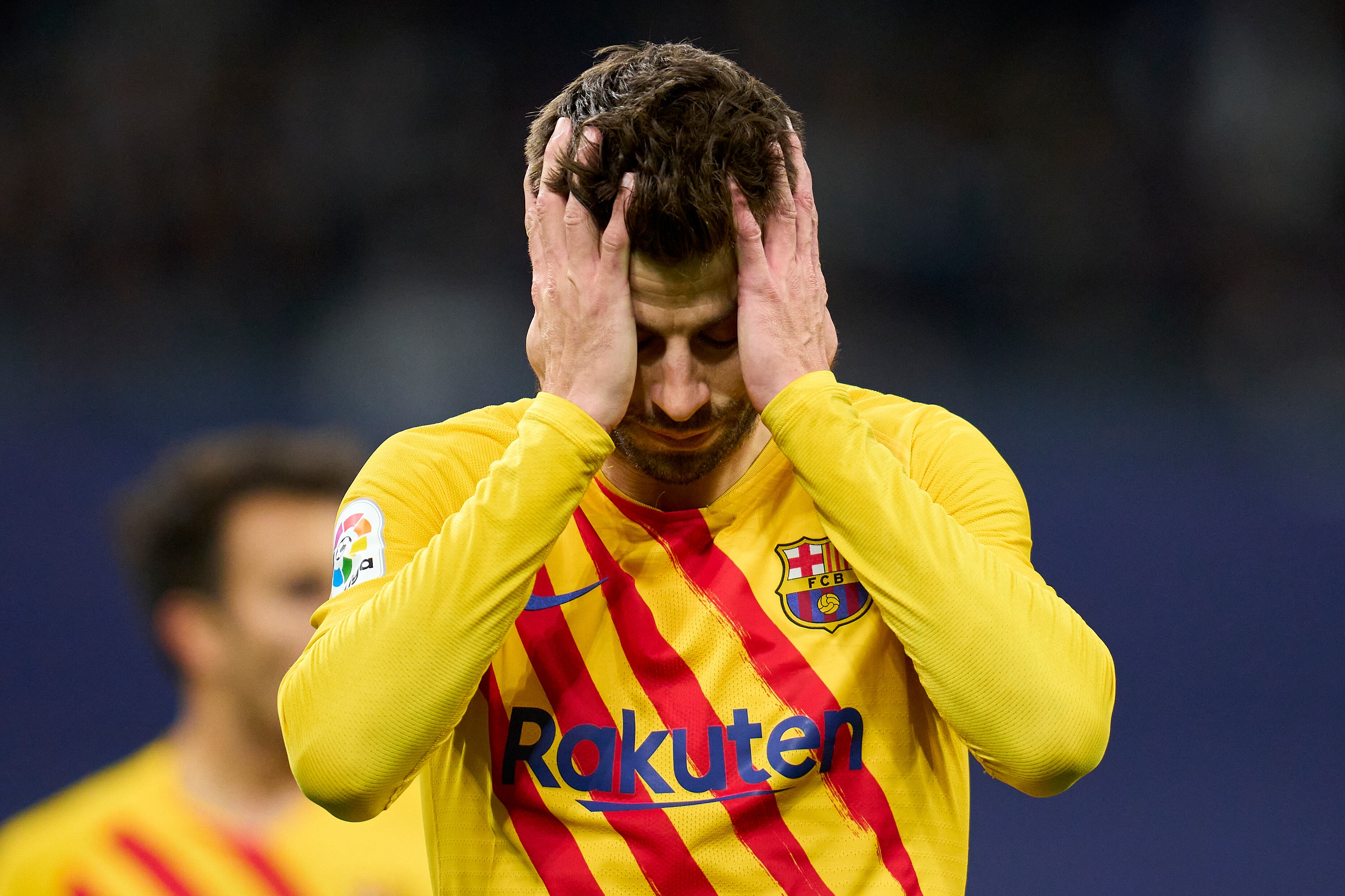 MADRID, SPAIN - MARCH 20: Gerard Pique of FC Barcelona reacts during the LaLiga Santander match between Real Madrid CF and FC Barcelona at Estadio Santiago Bernabeu on March 20, 2022 in Madrid, Spain. (Photo by Diego Souto/Quality Sport Images/Getty Images)