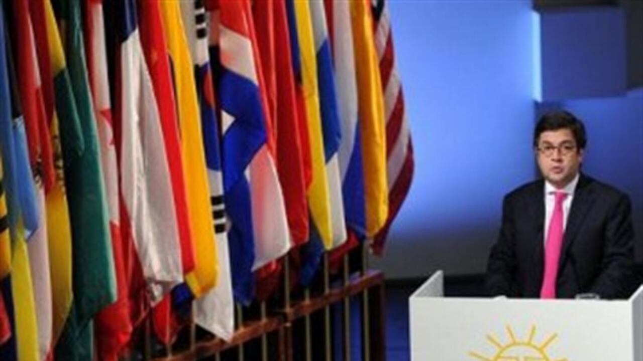 El presidente del BID, el colombiano Luis Alberto Moreno, dijo dentro de cinco años China podría convertirse en el primer socio comercial de América Latina gracias al aumento de las exportaciones de países como Colombia o Argentina, aseguró Moreno.