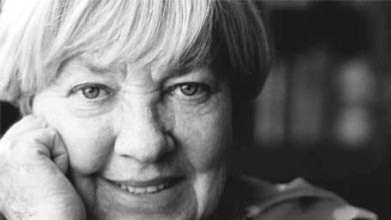 La escritora argentina María Elena Walsh falleció hoy a los 80 años.