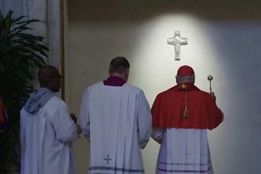 El papa Francisco ya descansa en la basílica de Santa María la Mayor.