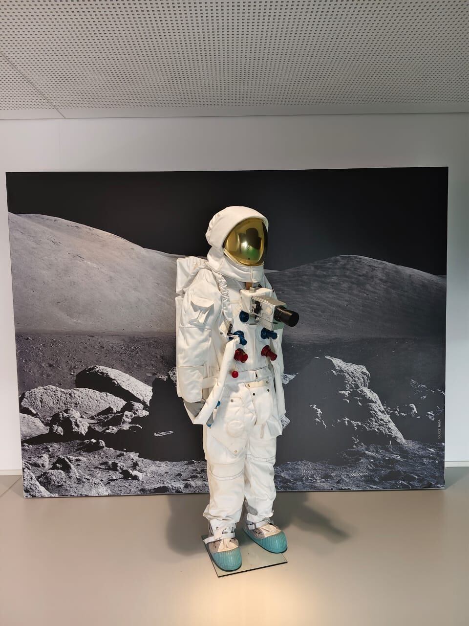 El astronauta que se aprecia en las instalaciones de Zeiss, en Oberkochen (Alemania)