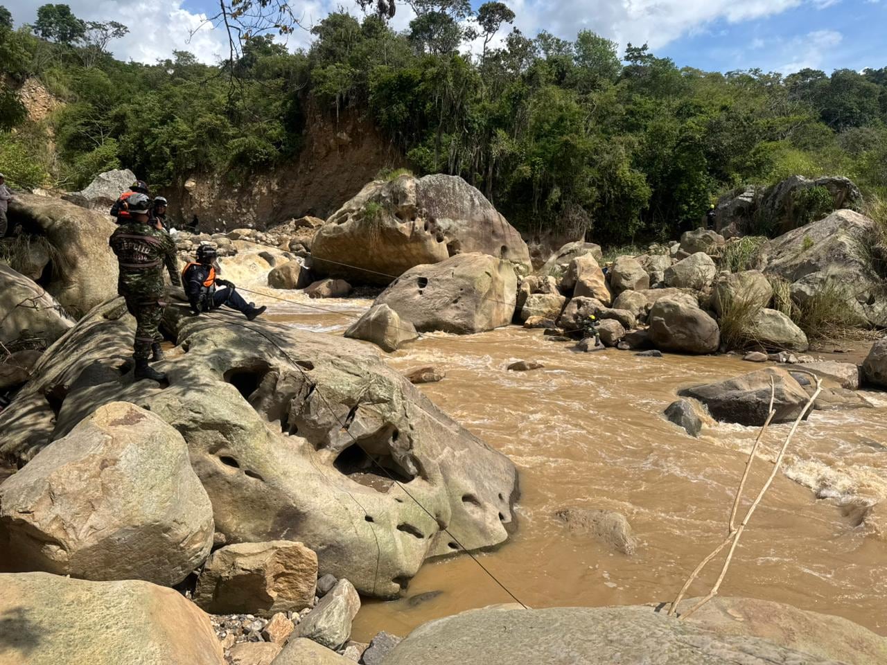 Hallaron el cuerpo de una de las mujeres reportada como desaparecida tras la creciente súbita.