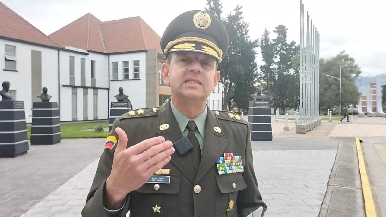 El director del servicio de Policía, el general José Luis Ramírez, habló del crimen de la joven en Medellín.