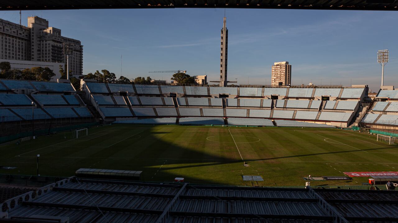 Estadio Centenario de Montevideo, escenario de las finales de Copa Libertadores y Copa Sudamericana