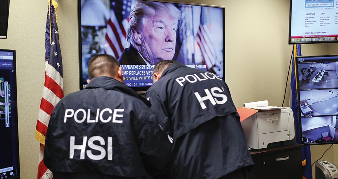 Miles de colombianos viven con el miedo de ser deportados por las autoridades, que imponen medidas más estrictas para los indocumentados.