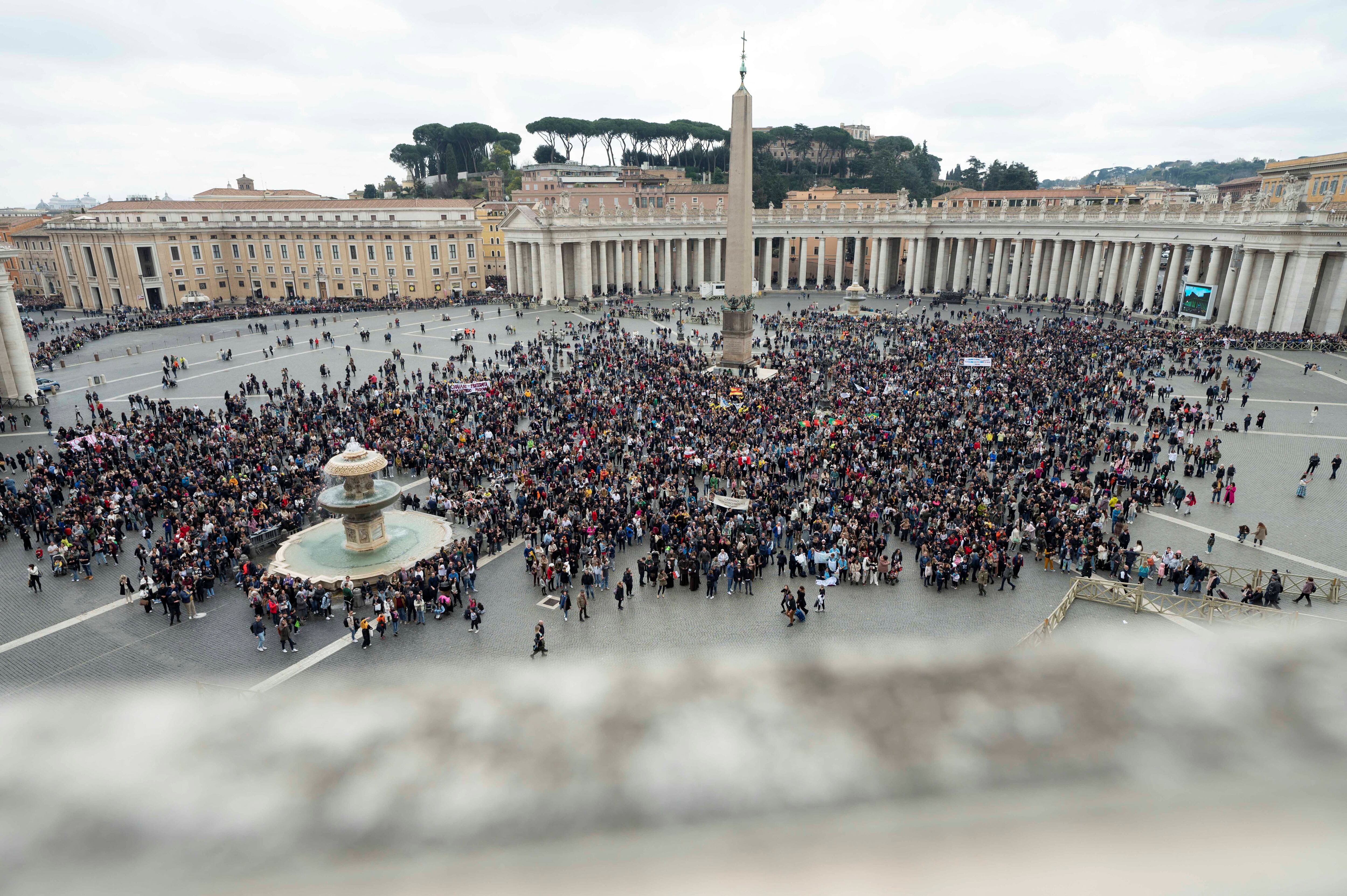El Pontífice puso de manifiesto en ese momento la necesidad de que "todos hagan un sacrificio extraordinario para destinar mayores recursos a la misión de la Santa Sede