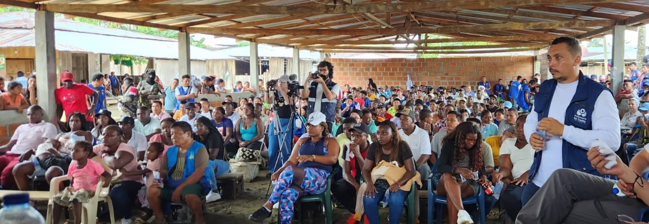 ELN libera a dos personas retenidas en el sur de Chocó gracias a misión humanitaria liderada por la Defensoría del Pueblo