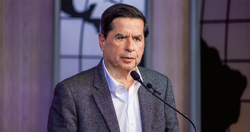     En 2016, Juan Fernando Cristo fue el encargado de tramitar el fast track que creó la normatividad para el acuerdo de paz. Ocho años después, aspira a lograr el mismo objetivo, aunque en circunstancias totalmente diferentes. 