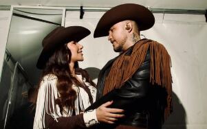 Jessi Uribe dedicó mensaje a su esposa Paola Jara