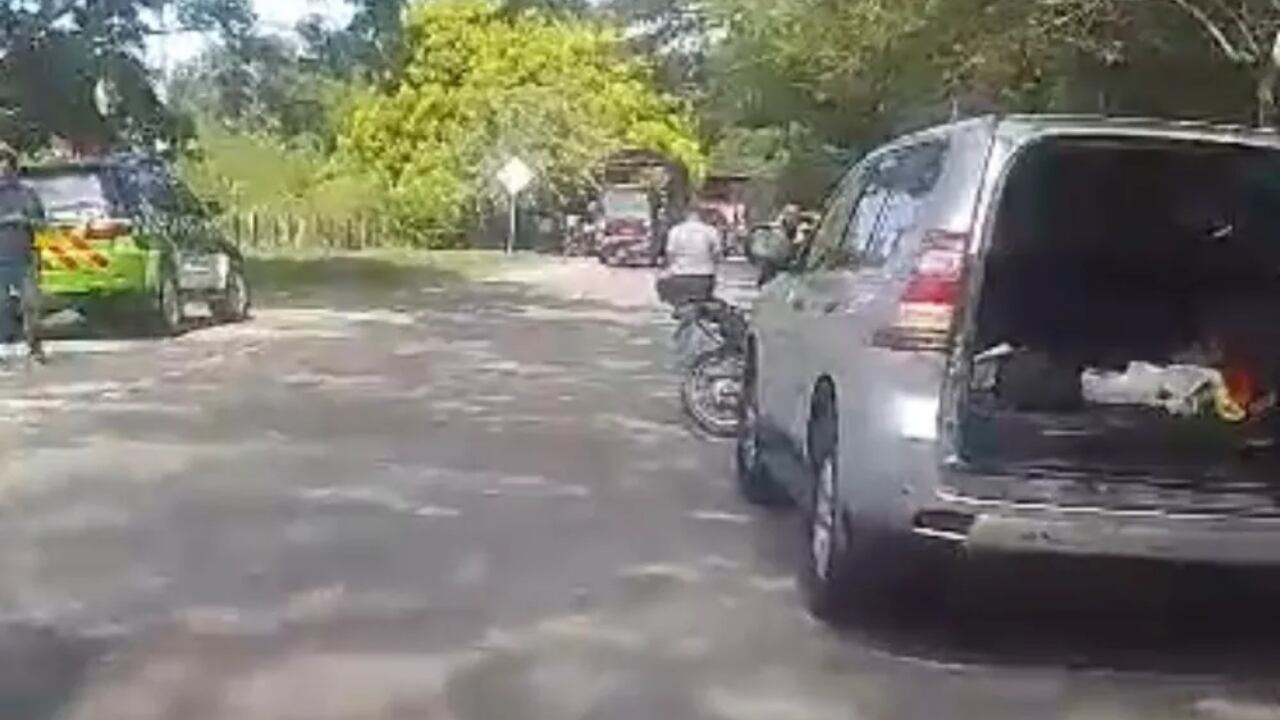 Otro escándalo por mal uso de camionetas de la UNP: protegido la habría alquilado para mover $700 millones en efectivo