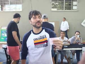 Alcalde de Barranquilla vota Jaime Pumarejo