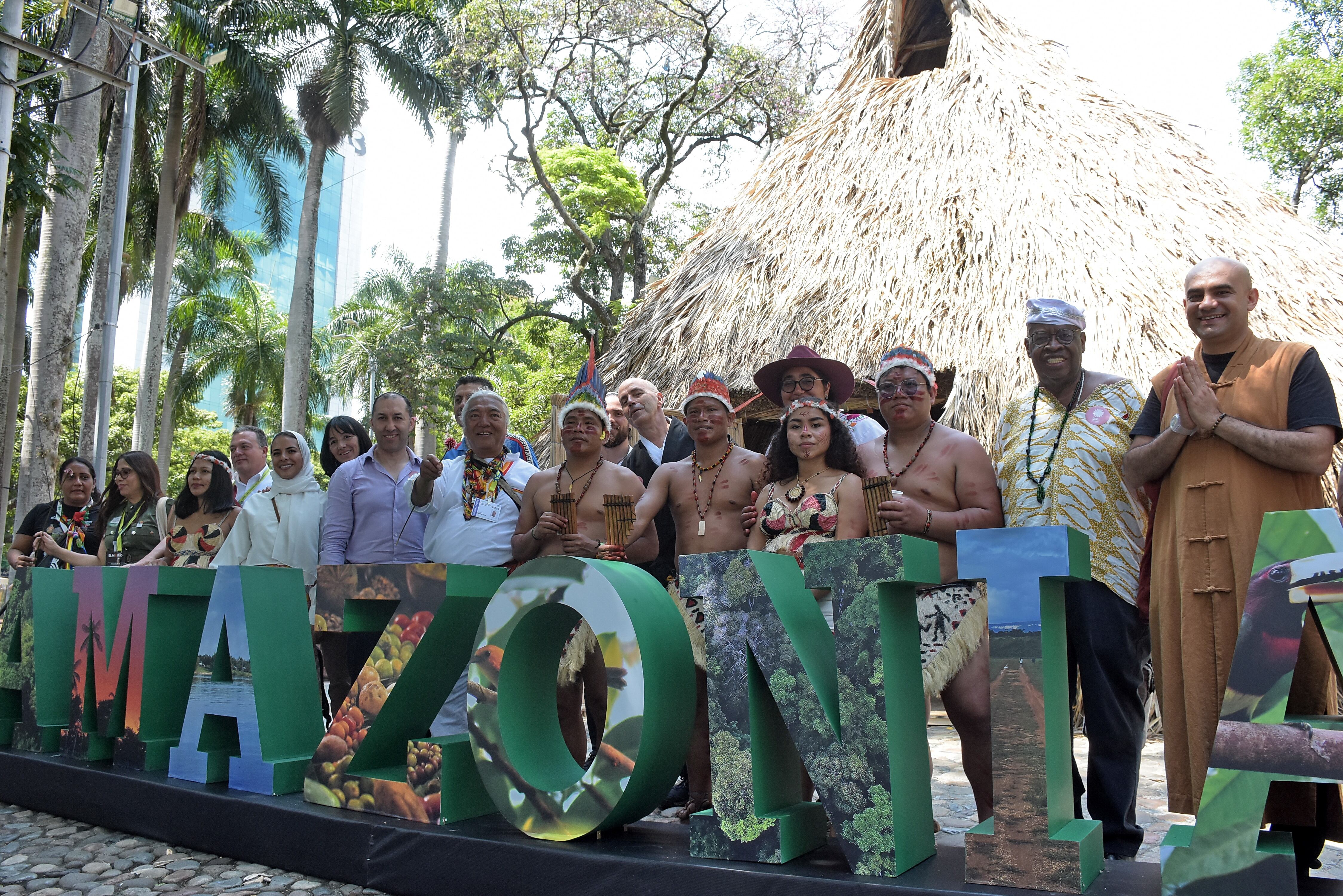 Apertura de la Maloka indígena en el parque de las piedras Zona Verde COP16