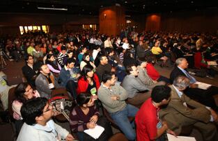 Más de 950 Asistentes al Foro.