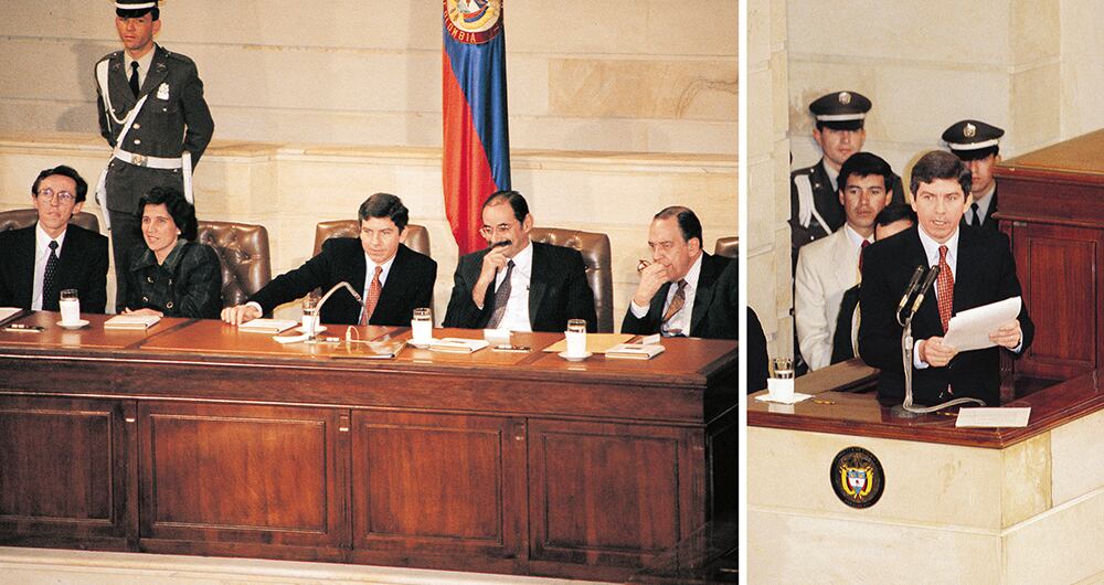El entonces presidente César Gaviria y los presidentes de la Asamblea Nacional Constituyente, Álvaro Gómez Hurtado, Horacio Serpa Uribe y Antonio Navarro Wolff, lideraron el cambio en la Constitución.