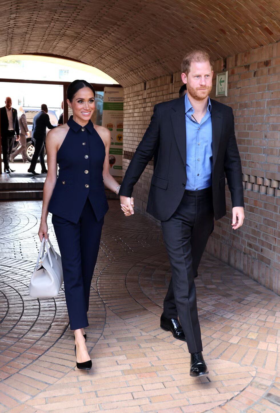 El príncipe Harry y su esposa Meghan en Colombia para campaña contra ciberacoso y discriminación.