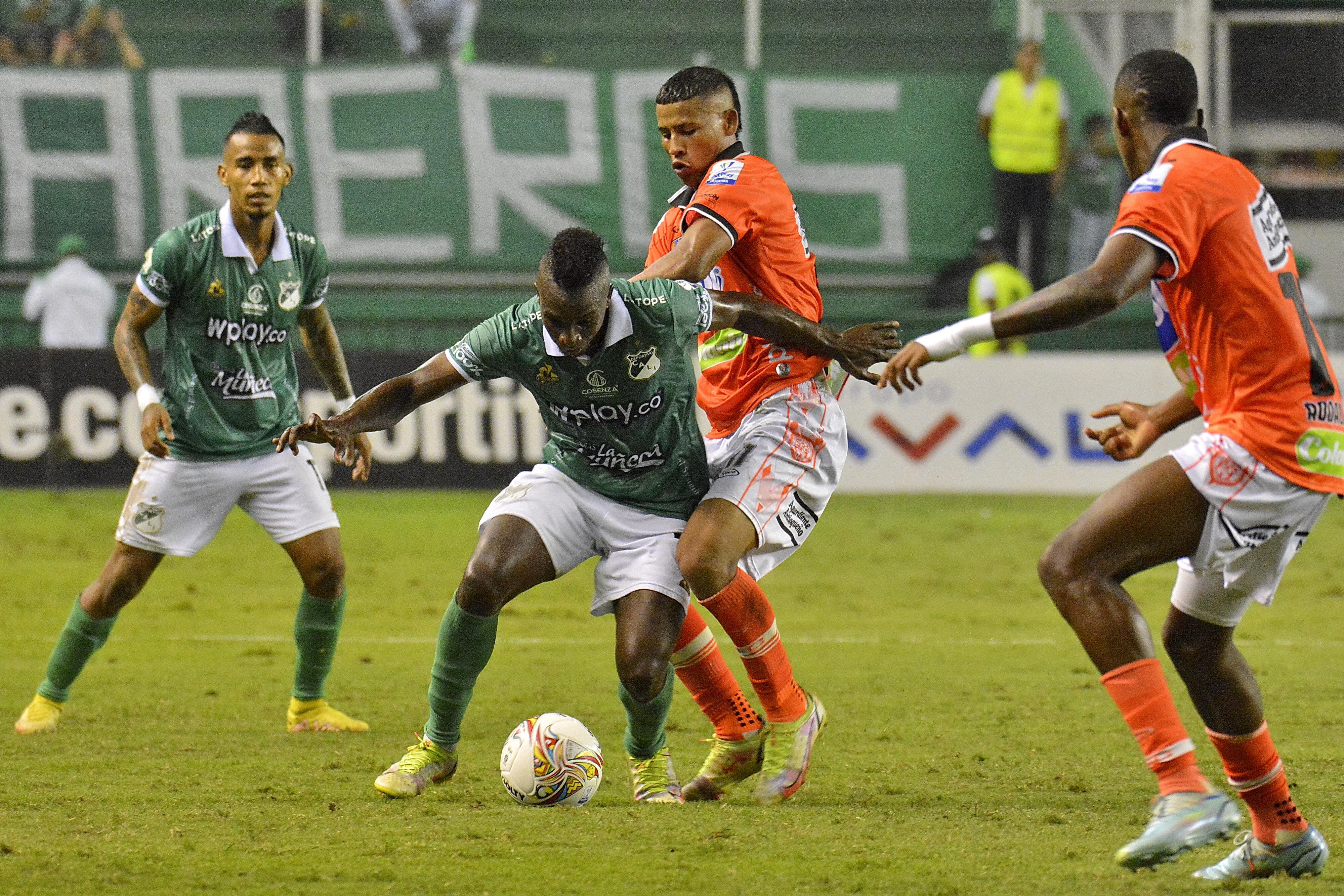 El Deportivo Cali derrotó al Envigado dos goles a cero, en el estadio de Palmaseca.