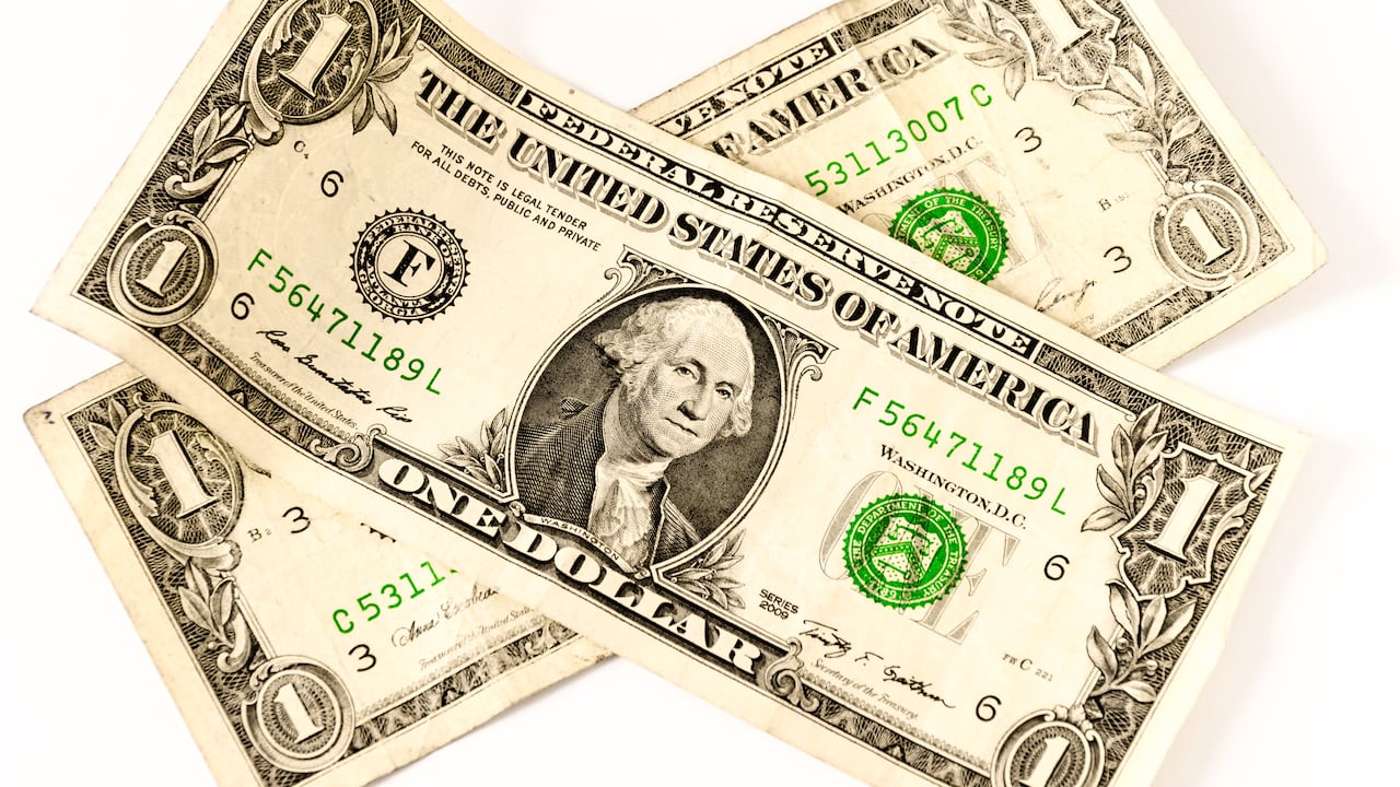 El dólar americano sigue con tendencia a la baja en Colombia.