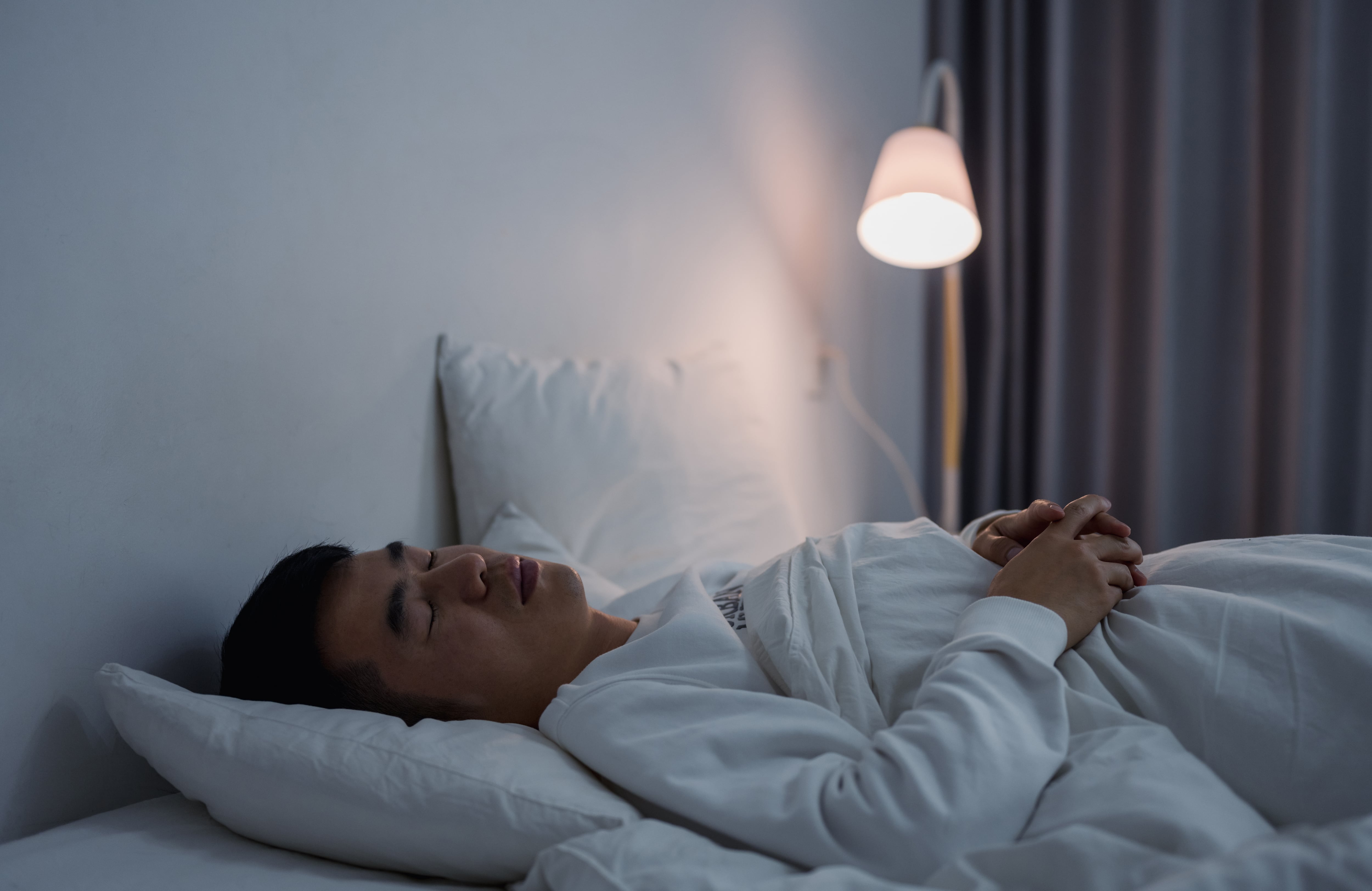 Dormir con la luz encendida