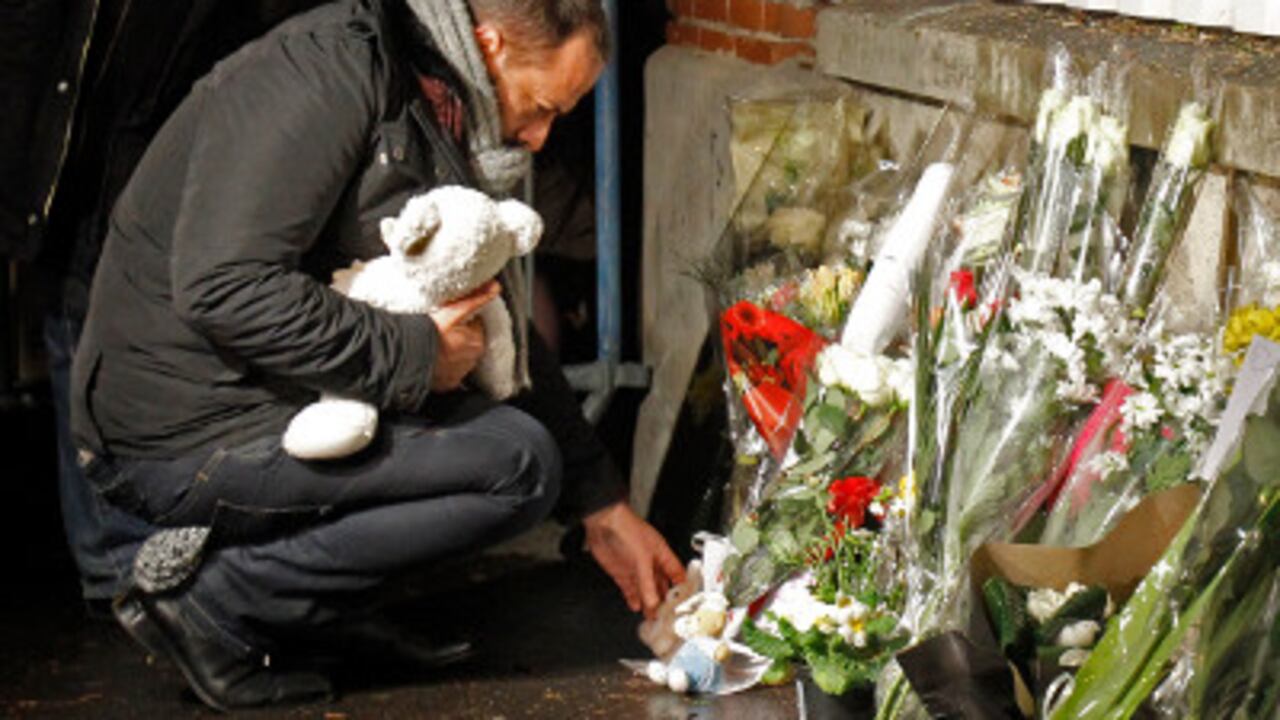 Los muertos fueron un profesor-rabino de la escuela con sus dos hijos y la hija del director del centro.