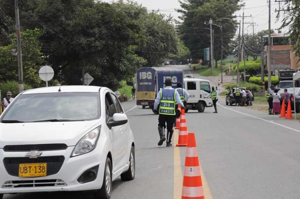 Las cifras de la ANSV revelan que en junio de 2023 se logró la reducción del 14 %
de fatalidades, en 6 corredores priorizados por la estrategia 'Que la vía no te quite la vida', con respecto al mismo periodo del 2022.