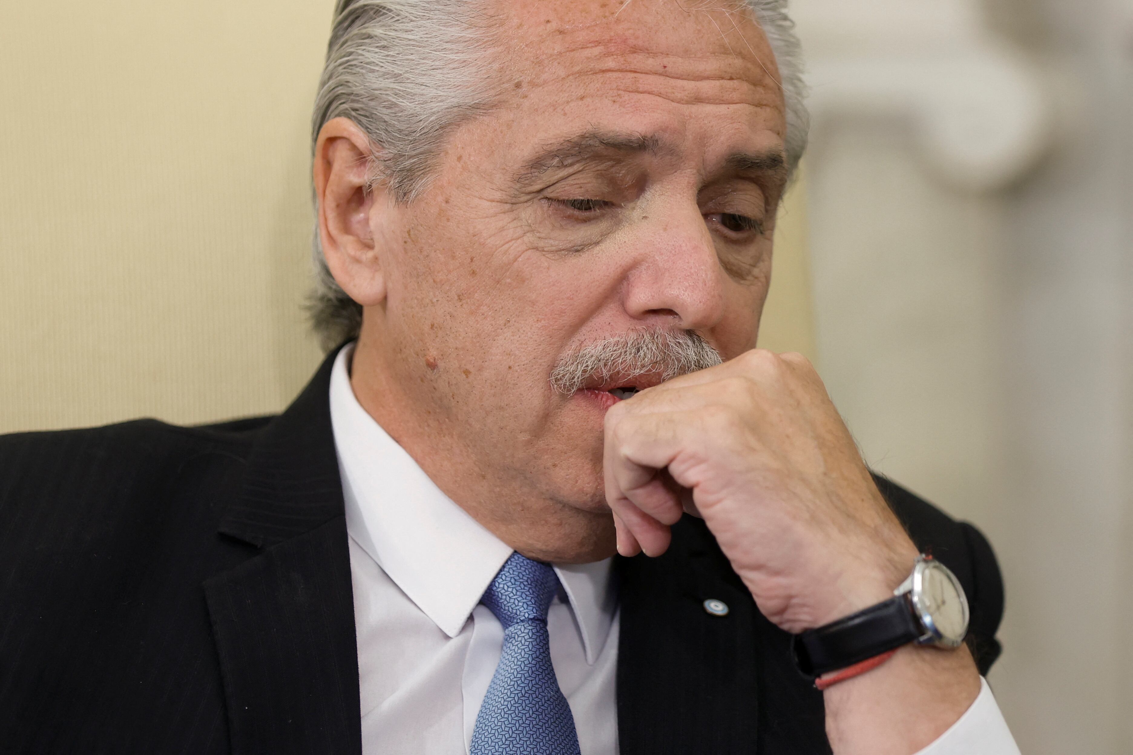 El presidente Alberto Fernández deja la puerta abierta para que sea elegido un nuevo candidato de su partido para ganar las presidenciales de Octubre.