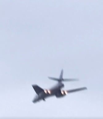 El estruendo de un B-1 Lancer acapara la atención en la bienvenida de Xi Jinping a EE. UU.