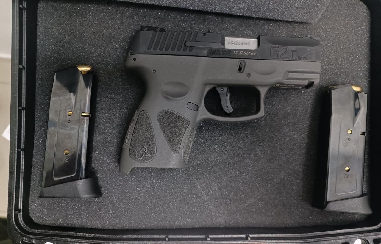 Tremendo ‘fierro’ le encontraron a una norteamericana en el aeropuerto de Cartagena