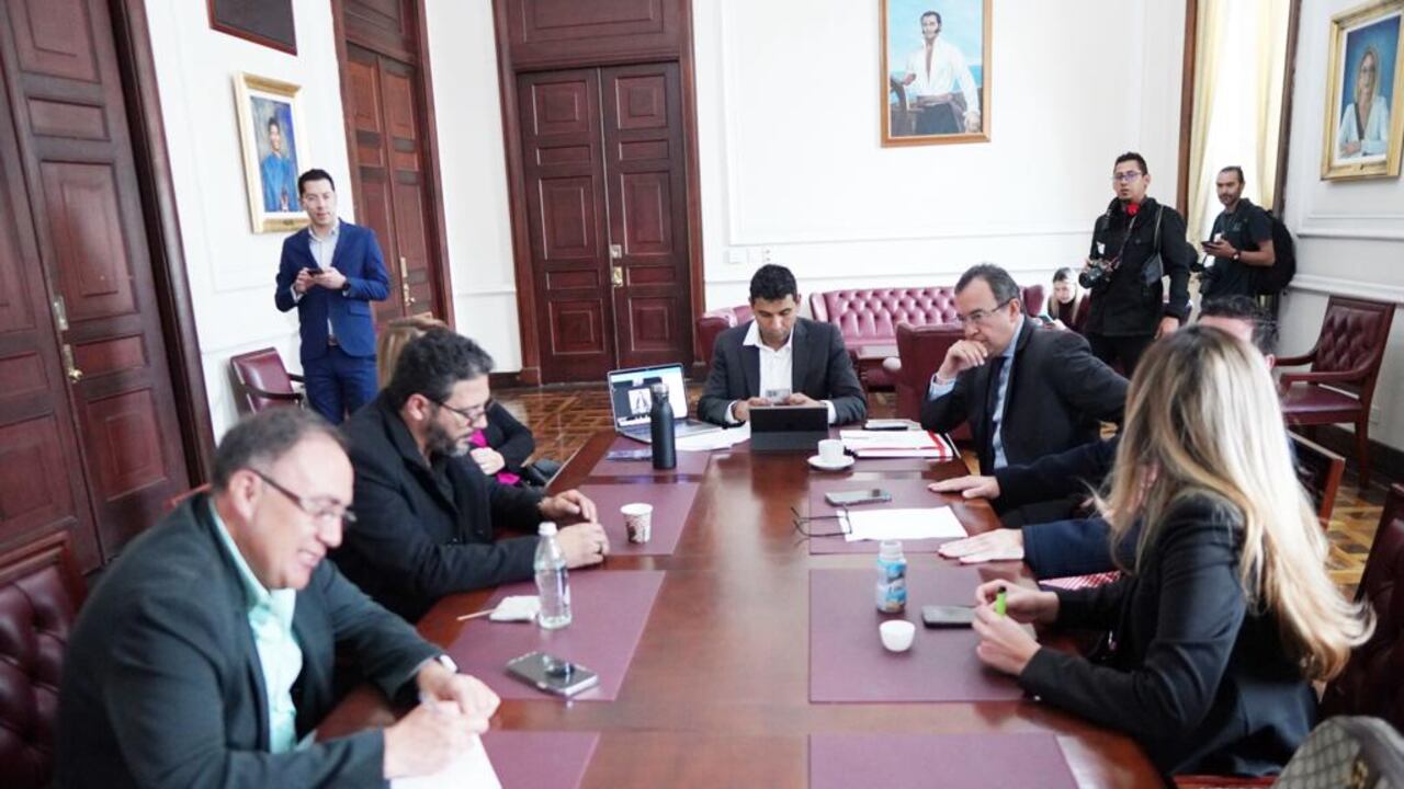 La reunión en la que se definió el trámite que tendrá la reforma a la salud.