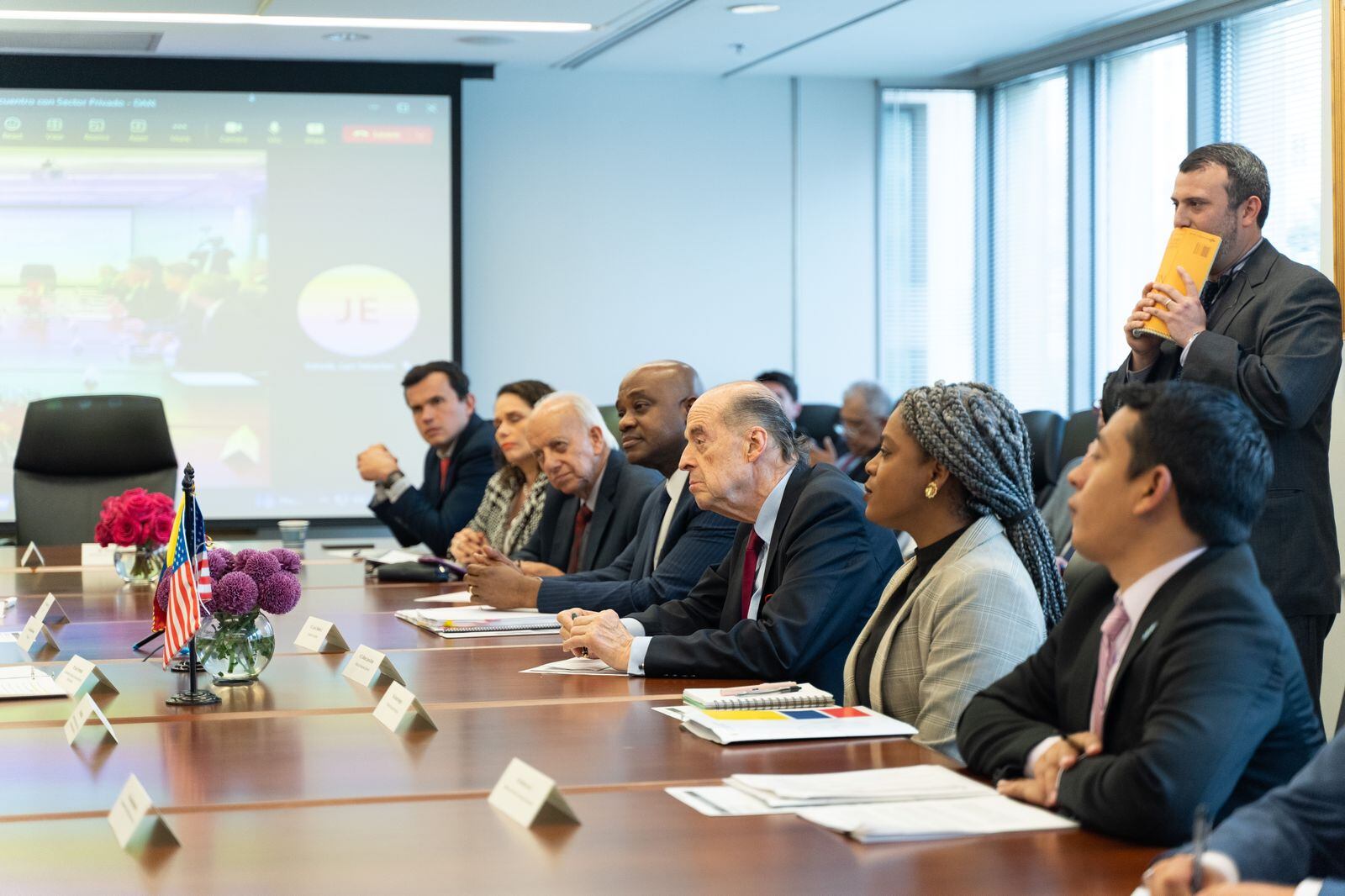 Álvaro Leyva sostuvo agenda en Washington.