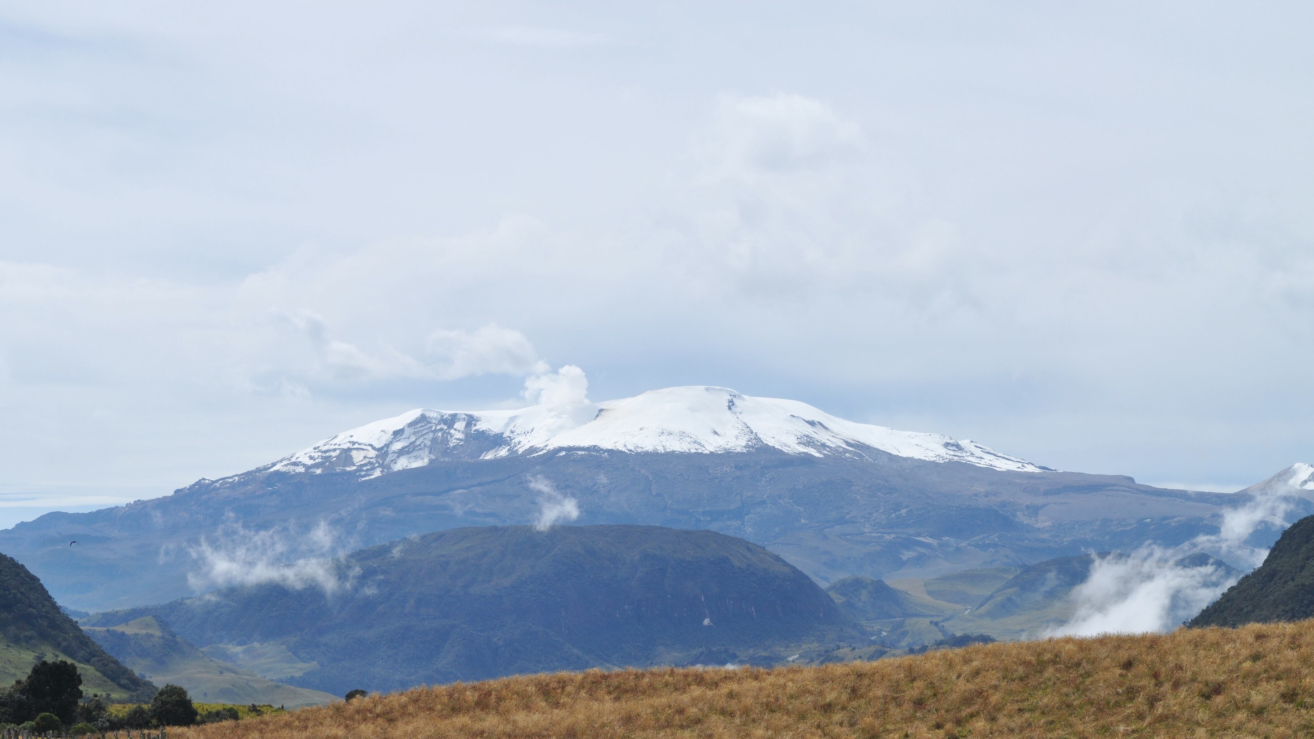 Querían llegar al Nevado del Ruiz y desaparecieron