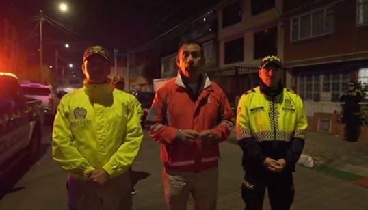 El secretario de Seguridad, Óscar Gómez Heredia, y el comandante (e) de la Policía, de Bogotá, coronel Herbert Benavides.