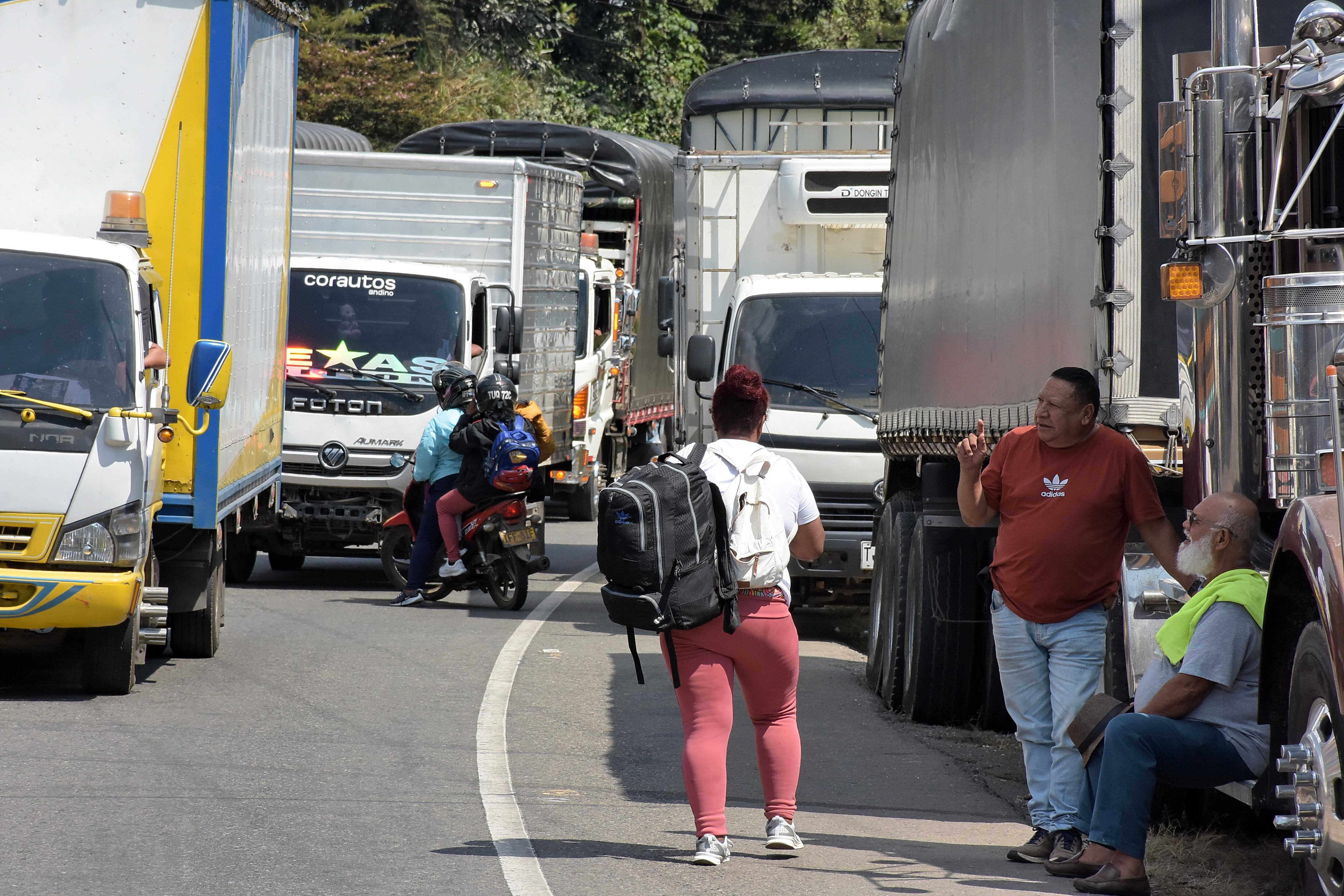 Bloqueos en la Vía Panamericana por parte de los Indígenas del Cauca.