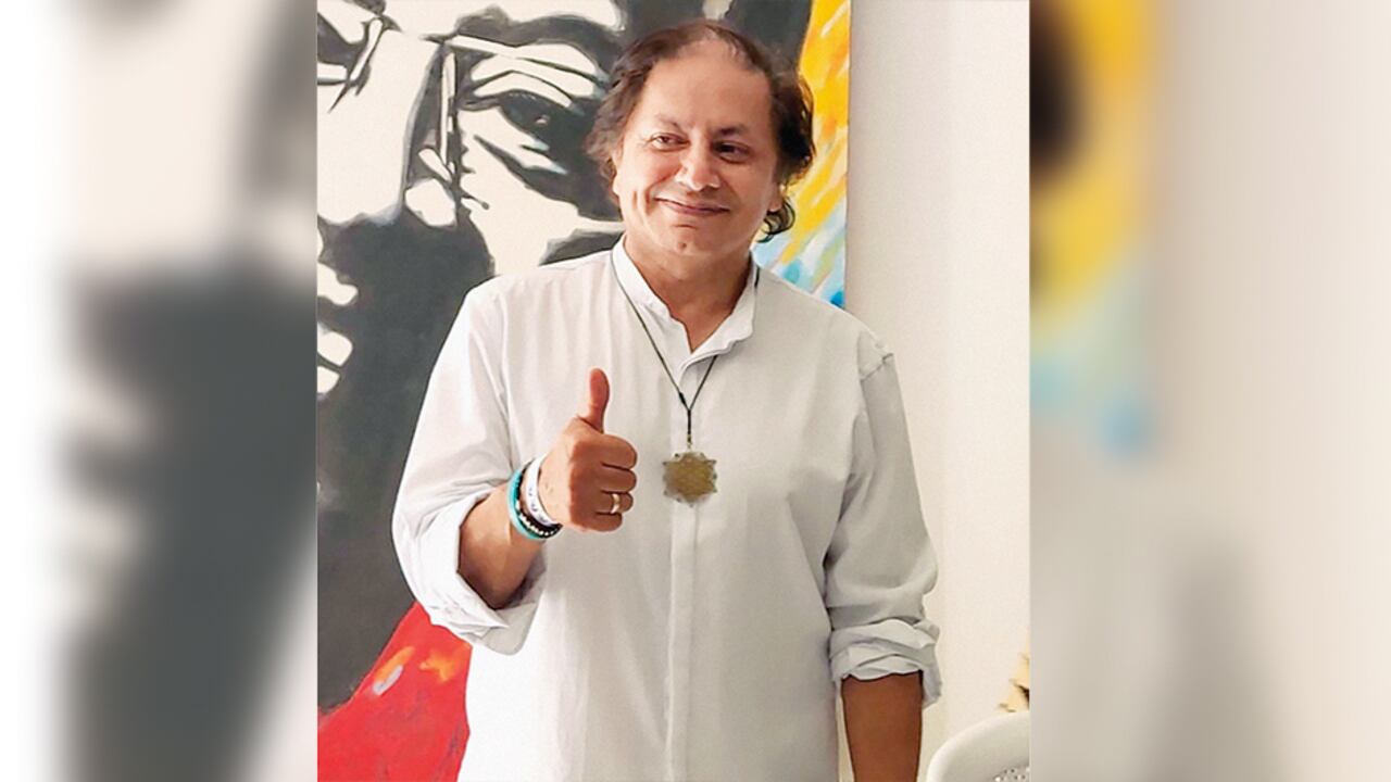 juan fernando petro Hermano de Gustavo Petro