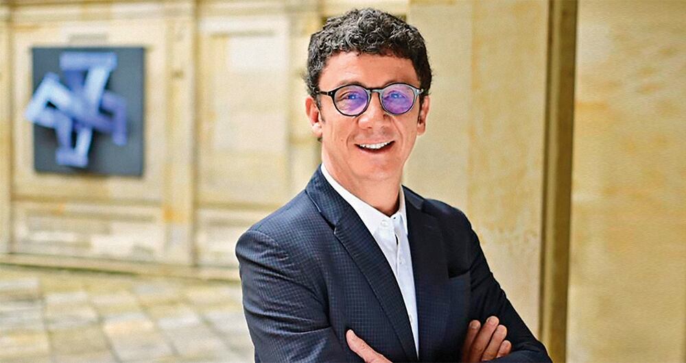 Billy Escobar, superintendente de Sociedades.