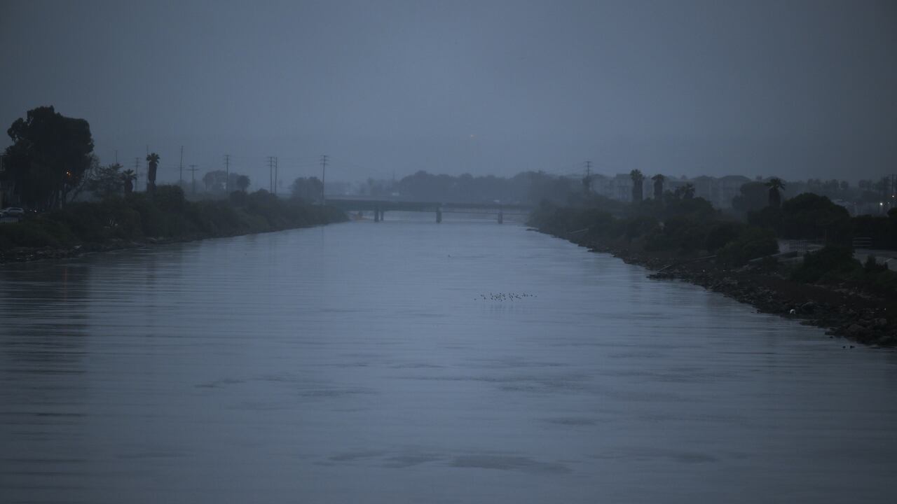 La aparición del llamado “río atmosférico” obligó a las autoridades metereológicas de Estados Unidos a declarar una alerta que afecta a más de 30 millones de personas en California.