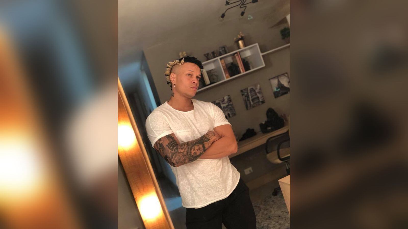 El influencer no resultó herido en el atraco.