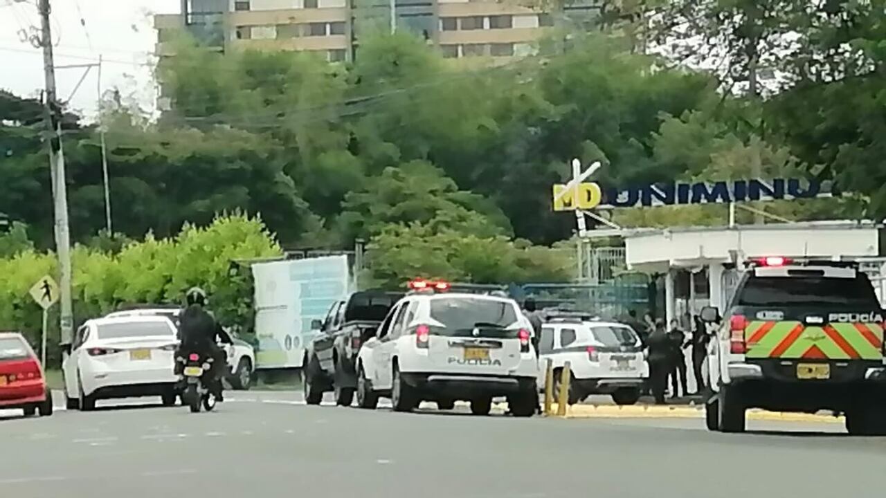 El incidente ocurrió en la sede de la Universidad Uniminuto, ubicada en el sector de Galicia, en la zona de Cerritos.