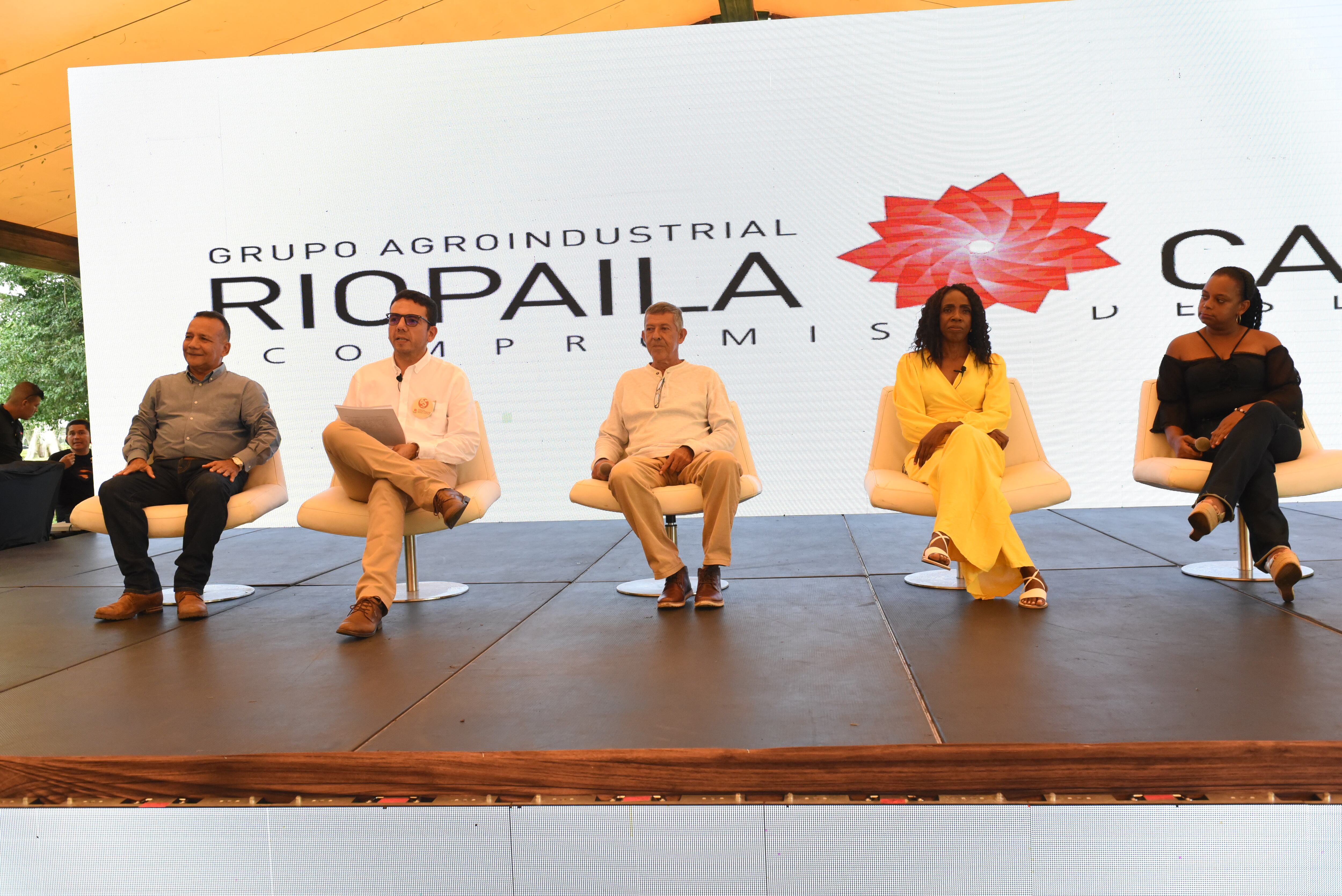 En los últimos años, la Fundación de Riopaila Castilla ha impulsado 35 proyectos de inversión pública en educación y seguridad alimentaria.