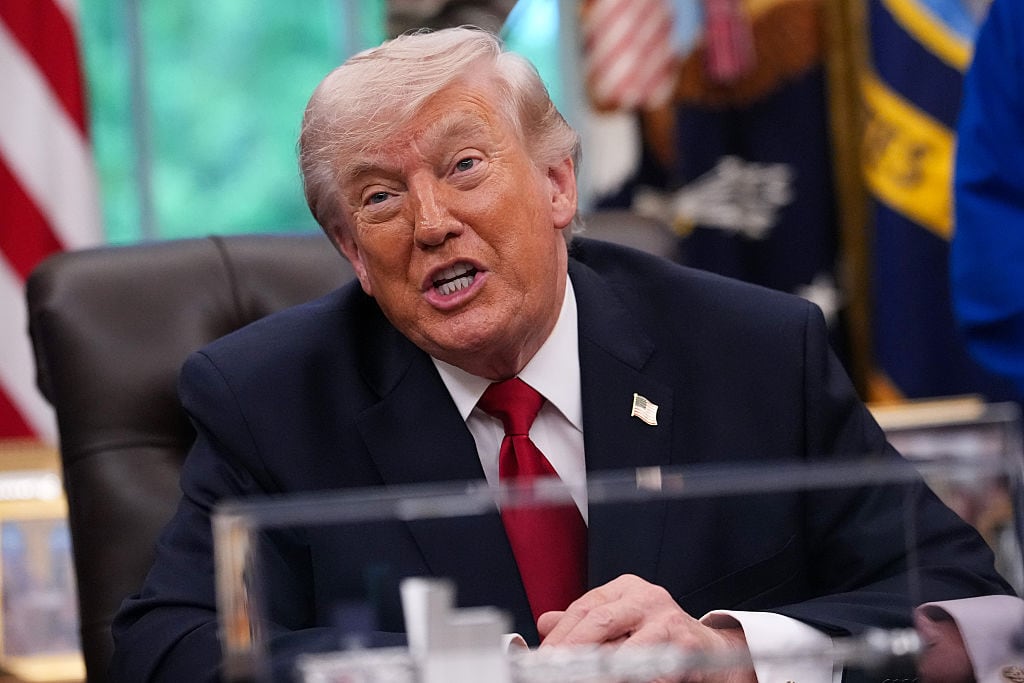 El cese ordenado por Donald Trump encendió la polémica en el Congreso.