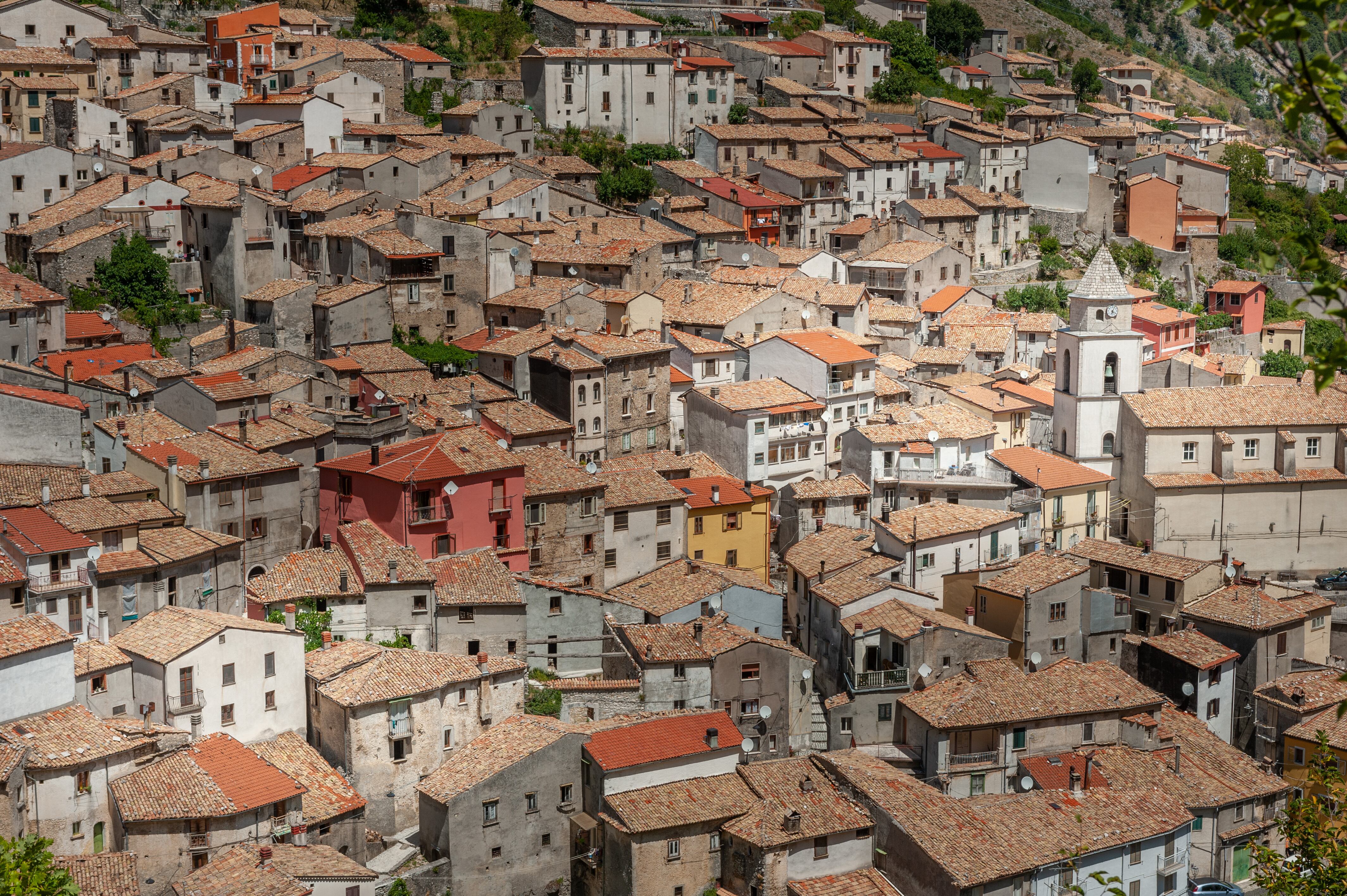 The ancient village of Roccamandolfi in Molise