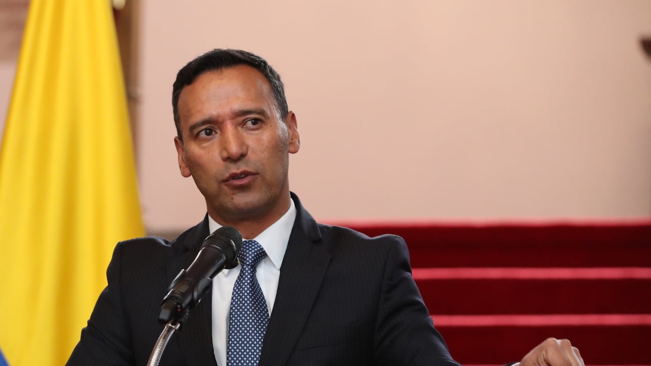 El ministro de Defensa, Pedro Sánchez, advirtió riesgos electorales.