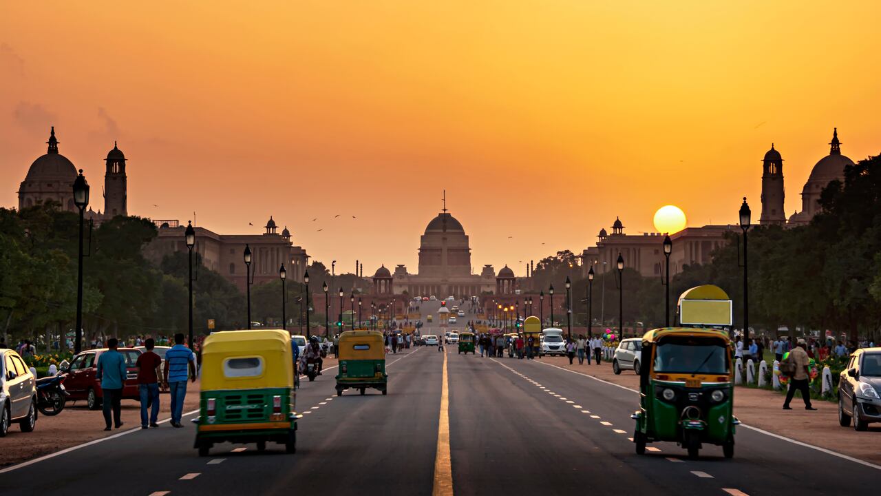 El Rashtrapati Bhavan es la residencia oficial del presidente de la India ubicada en el extremo occidental de Rajpath en Nueva Delhi, India.